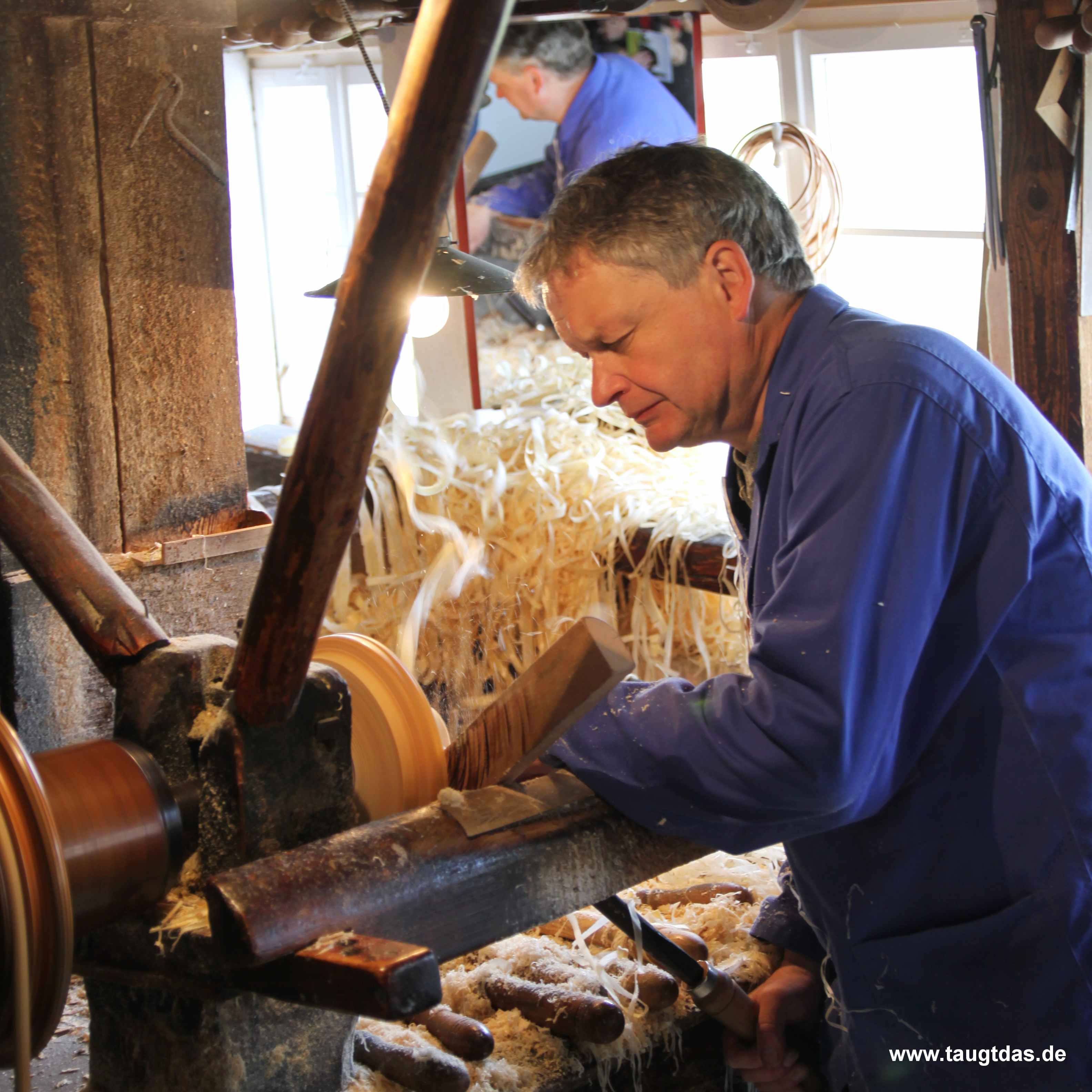Reifendreher bei der Arbeit